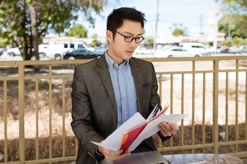 melbourne business owner checking listings - seo optimisation melbourne